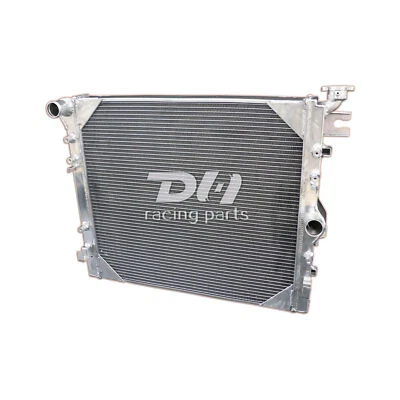 3Row Aluminum Radiator For 2007-2018 Jeep Wrangler Wrangler JK Sport 3.6/3.8L V6 - Изображение 1 из 4
