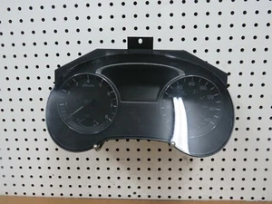 2016 2017 Nissan Altima Speedometer Cluster a2c96166101 OEM - Picture 1 of 3