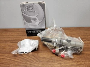 Carquest WearEver MCA630527 Brake Master Cylinder ~ Brand New in Box - Picture 1 of 5
