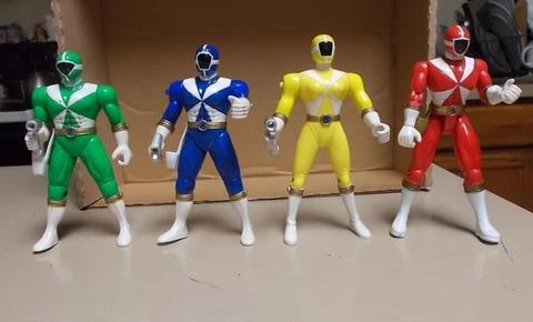 LOT OF 4 POWER RANGERS LIGHTSPEED RESCUE ACTION FIGURES BANDAI 1999 5 1/2"  RED Cover
