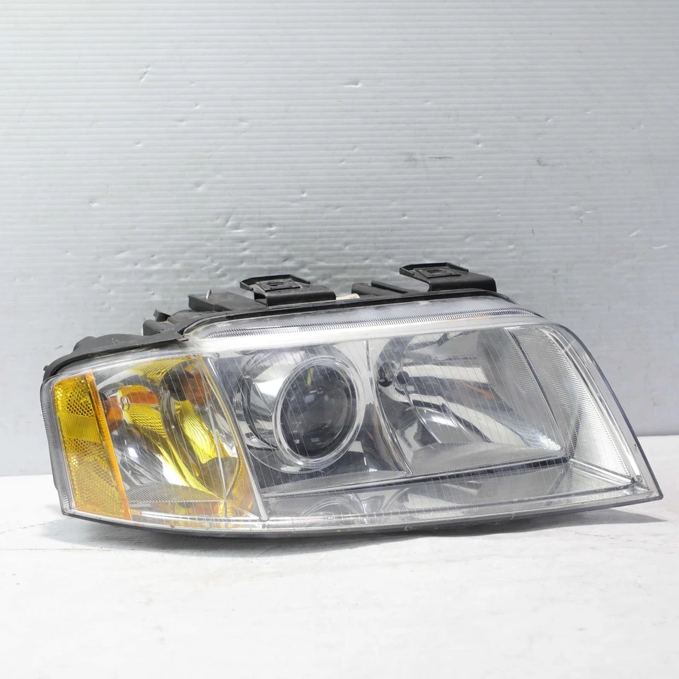 Conjunto de faros laterales derechos Audi A6 HID 1998-2001 OEM 4B0.941.004.AS Foto 1 de 4