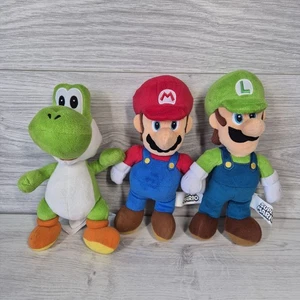 Nintendo Super Mario Bros Mario, Luigi & Yoshi 8" Peluche Jakks Pacific 2021 - Foto 1 di 9