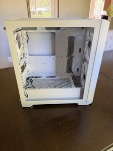 Lian Li Lancool 215 Tempered Glass ATX Mid-Tower Computer Case - Snow White - Picture 1 of 4