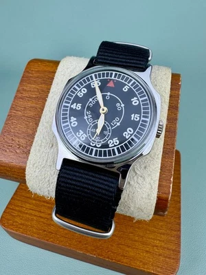 Reloj pulsera mecánico soviético Pobeda Navigator Sturmanskie para hombre militar URSS Foto 1 de 4