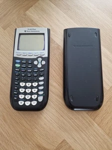 Texas Instruments TI-84 Plus Graphic Calculator Tested With Cover - Afbeelding 1 van 5