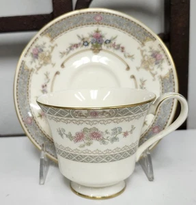 Minton Fine Bone China PERSIAN ROSE Teacup And Saucer Never Used BRAND NEW - Picture 1 of 3
