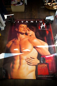 TITAN ✯ FÜR MÄNNER Französischer Bus Vintage Werbung Mode Poster Original 1990er - Bild 1 von 7