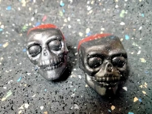 Skull Zombie License Plate Bolts for Car, Motorcycle, Hot Rod, 1/4-20 Black &Red - Picture 1 of 4