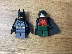 LEGO Batman/Robin Dark Green Legs Minifigure Super Heroes - Picture 1 of 3