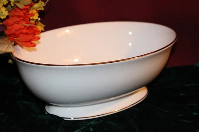 Lenox Herald Square White Open Vegetable Bowl Brand NEW with tags USA first Q