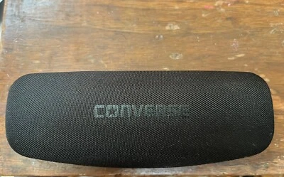 Estuche rígido negro para gafas de sol Converse Foto 1 de 3