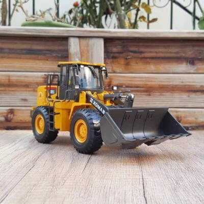 1/35 Scale XGMA Wheel loader Diecast Model Toy Gift Collection NIB - Image 1 of 4