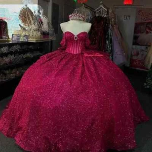 Abito da ballo cristallo fucsia perline abiti quinceanera spalle scoperte volant corsetto - Foto 1 di 10