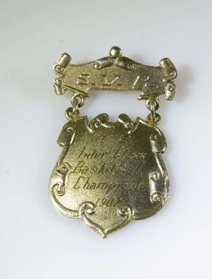 1907 年国际米兰篮球冠军授予 S.V.C. 爱德华学校奖 — 第 1/4 张图片