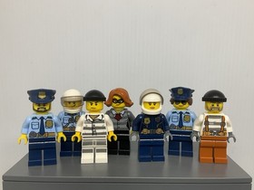 LEGO City Police Lot of 7 Minifigures Only from Police Station 60141