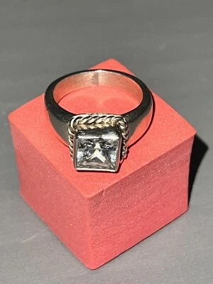 Anillo con marco de cuerda trenzada Silpada de plata de ley 925 Elizabeth CZ. Talla 6. Foto 1 de 4