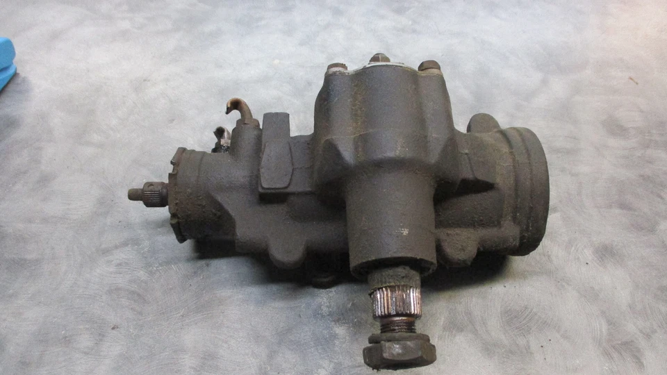 Oldsmobile 1963 caja de dirección Starfire Dynamic 88 98 dirección asistida Foto 1 de 4