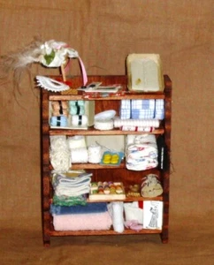 Näh- und Wäscheschrank-Arbeitszimmer-viel Zubehör-Miniatur 1:12-guter Zustand - Bild 1 von 8
