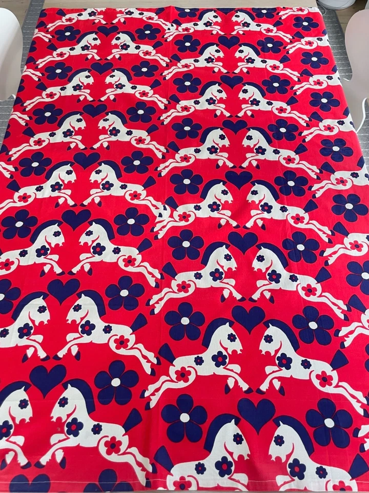 Tissu vintage des années 70 de Finlande, rideau imprimé cheval, décor crèche - Photo 1/4