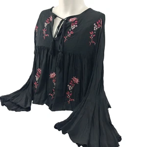 Valley Girl Black Embroidered Top Flared Cuffs Rayon Material Womens Size 12 - Picture 1 of 17