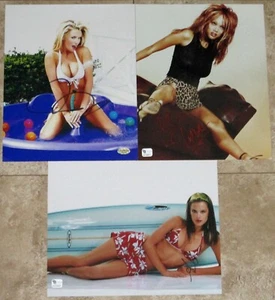 Tyra Banks Alessandra Ambrosio Jenny McCarthy Signed 8x10 Photo Leaf & GAI COA! - Picture 1 of 2