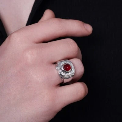 Uomo Argento Sterling Rotondo Top Anello W/Trasparente & Rosso Colore Cz Pietre - Immagine 1 di 3