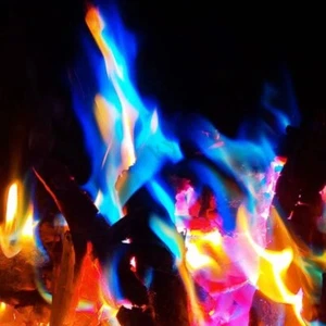 12pcs Magic Neon Flames Colour Changing Mystical Fire Bonfire Sachets Pit Colour - Picture 1 of 4