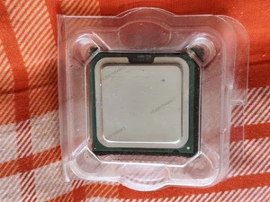 CPU-INTEL 83 PENTIUM 4 - Bild 1 von 3