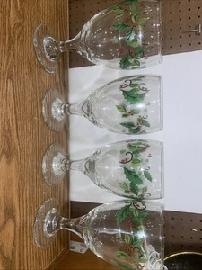 Set of 4 - Holiday Holly by LIBBEY Glass Co Iced Tea Stemware 7” H - Picture 1 of 7