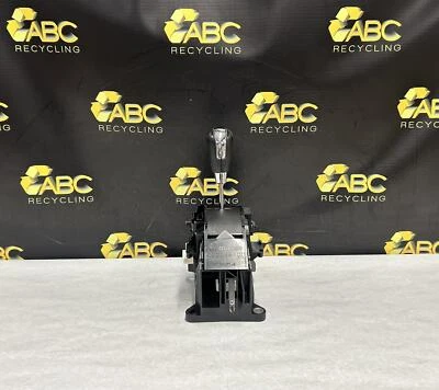 Рычаг переключения передач напольный для АКПП Mazda CX-7 2011 года выпуска в сборе от оригинального производителя - Изображение 1 из 4