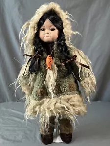 Brinns Sammler Porzellan 16"" Mädchenpuppe Alaska Innuit Eskimo Indianer - Bild 1 von 6