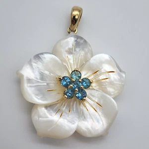 Mexico 14k Gold Carved MOP Mother of Pearl Shell Flower Blue Topaz Pendant - Picture 1 of 10