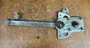 TRIUMPH 700285 MAYFLOWER L/H WINDOW REGULATOR - Picture 1 of 4