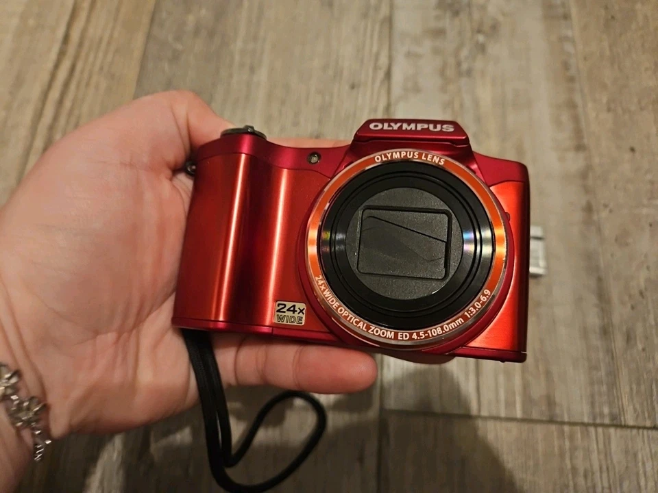 Used OLYMPUS SZ-11 Red digital camera 14MP 20x zoom tested body With Battery - Image 1 of 4