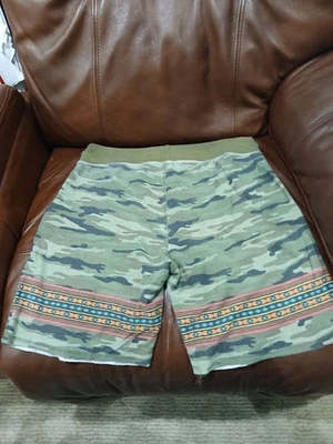 Shorts camuflado macio gaveta superior padrão sudoeste, cordão - Imagem 1 de 4