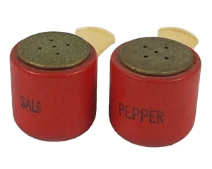 De colección Años 50 Mango Rojo Pipa Salero/Pimienta Madera Plástico Tapas Mediados de Siglo Retro - Imagen 1 de 7