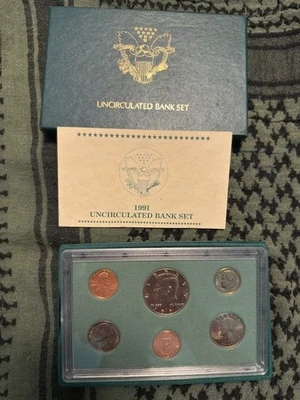 1991  U.S. Uncirculated Bank Set w/ Box & COA - Image 1 of 3