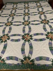 Edredón Crochet Multicolor Festoneado, 94” X 86” Talla Queen - Imagen 1 de 14