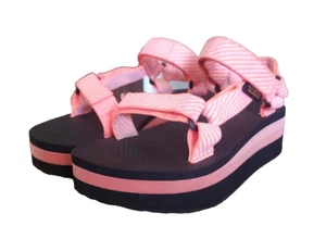 Teva Flatform Universal Women's Pink Black Hook & Loop Strappy Sandals Size 6 - Picture 1 of 11
