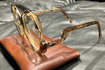 Anteojos vintage hechos a mano de baquelita estilo Tammy Faye Baker marcados con Josie-F Foto 1 de 4