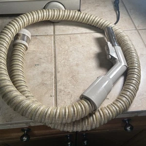 Manguera de vacío eléctrica Electrolux para aspiradora de bote 2100 - 7 pies - Imagen 1 de 7