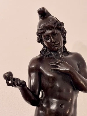 Escultura de bronce firmada de París, modelo de 1812 versión alemana del mito clásico Foto 1 de 4