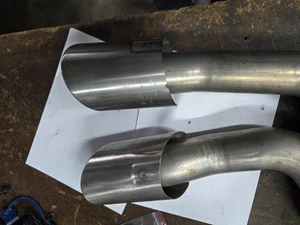 15-18 Porsche Cayenne E Hybrid left Exhaust Tail Pipe pair Set of 2 OEM - Bild 1 von 11