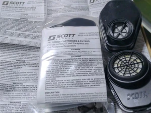 4 Twin Cartridges Filters For Respirator Mask Scott Safety Bayonett Gas Breath - Picture 1 of 10