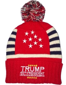 Cappello berretto ROSSO Trump 45th President USA blu bianco invernale in maglia con pom 47TH - Foto 1 di 1