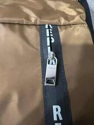 Mochila REPLAY Marrón con Cordón FU3054.000.A0134A CALIDAD SUPREMA Foto 1 de 4