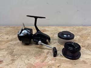 VINTAGE FISHING TACKLE - MITCHELL 300C REEL WITH SPARE SPOOL & CASE - Picture 1 of 8
