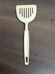 VTG 11" Plastic Nylon EKCO 4" In. Wide Slotted Spatula Flipper Turner Almond Bge