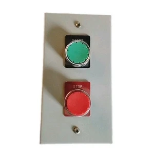 Siemens Start Stop Switch Type 1 Enclosure Indoor Use Only CAT No. 3SB0222 - Imagen 1 de 8