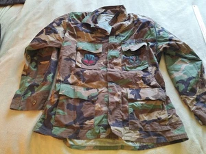 Vintage Mantel Temporate Woodland Camouflage Muster Combat LARGE Regular BDU USAF - Bild 1 von 9
